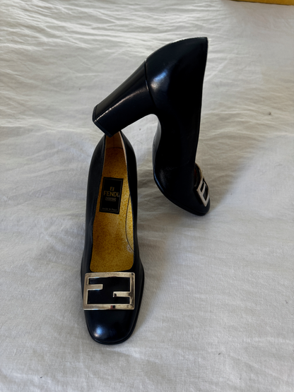 Fendi Logo Buckle Pump