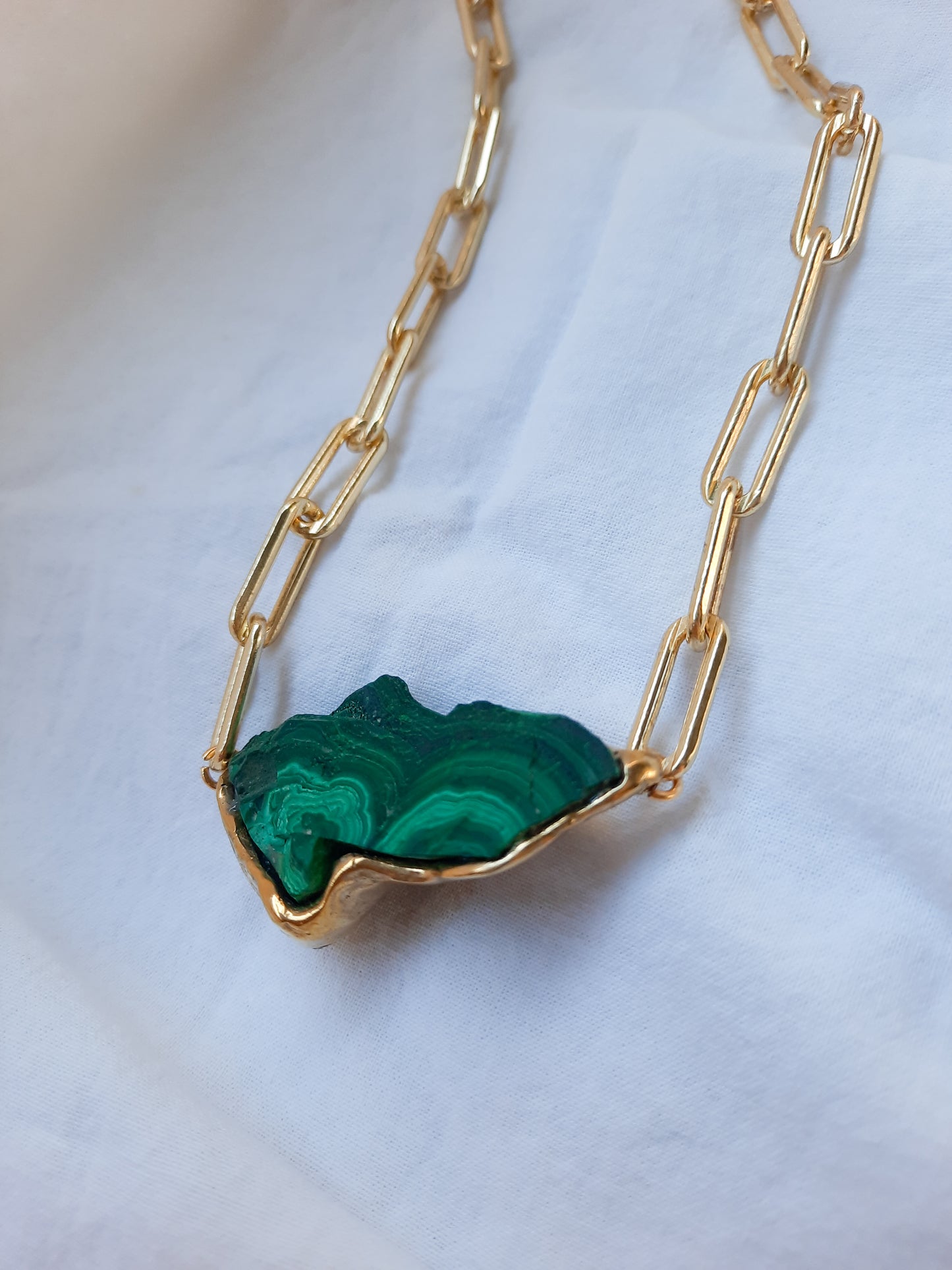 Malachite-chunk necklace